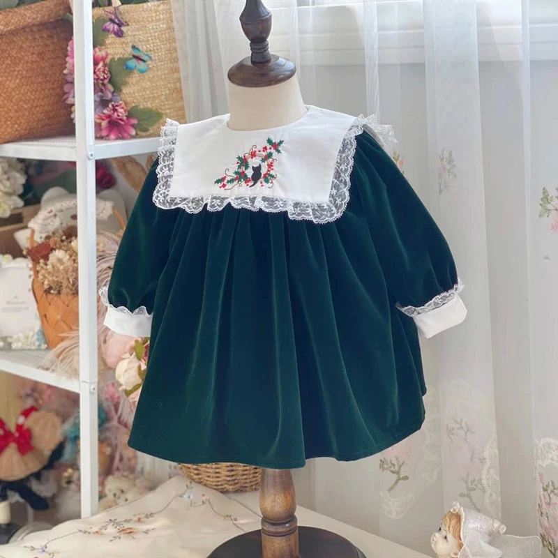Winter Spanish Children Dress  - Winter Clothing In Spanish recension och pris